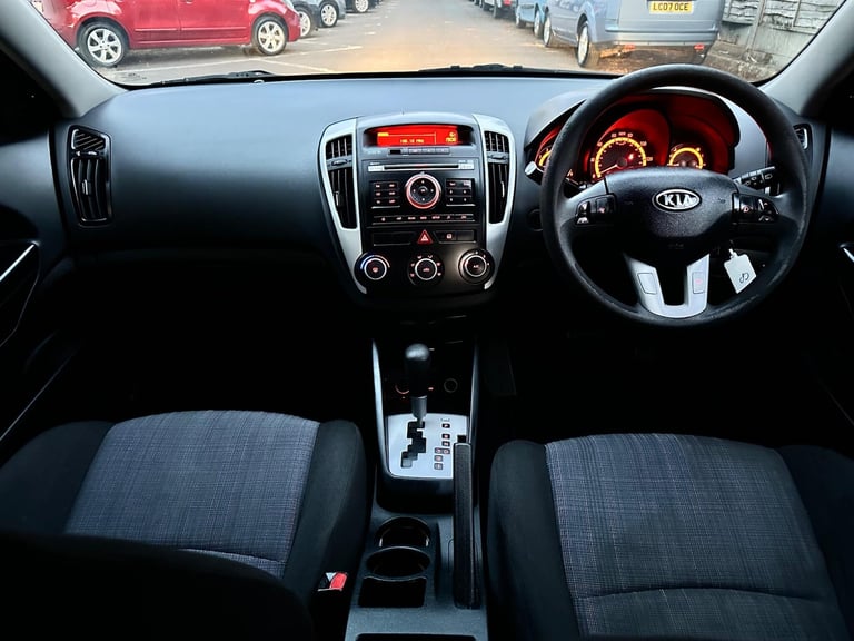 2010 Kia Ceed 1.6 1 Auto Euro 4 5dr HATCHBACK Petrol Automatic