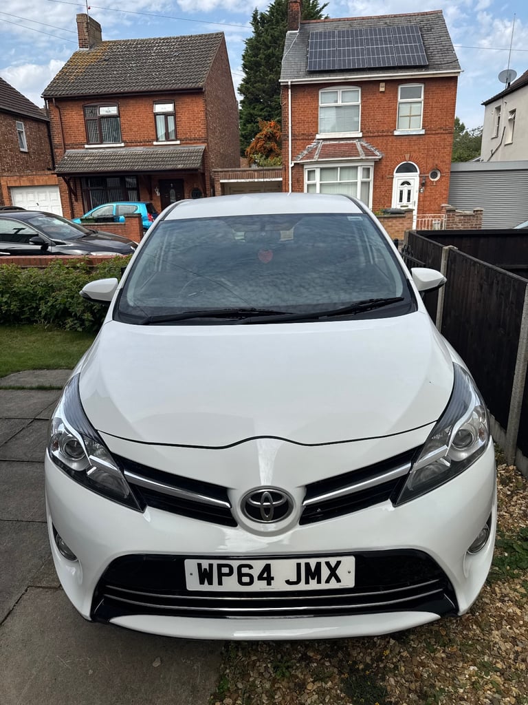 Toyota, VERSO, MPV, 2014, Manual, 1598 (cc), 5 doors