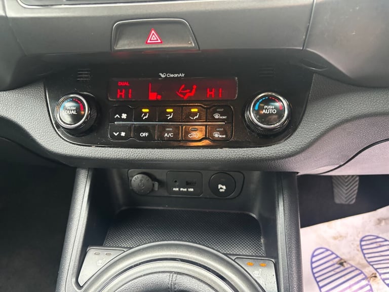 2012 Kia Sportage 1.7 CRDi EcoDynamics 3 SUV 5dr Diesel Manual 2WD Euro 5 (s/s) (114 bhp) SUV Die...