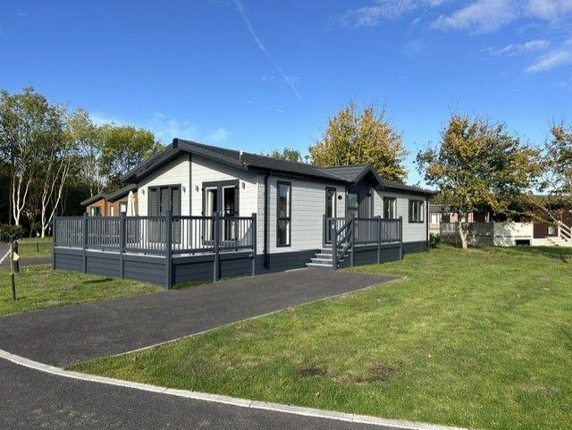 image for Tingdene Brampton 45 x 20 in North Yorkshire  - Lodge / Caravan 