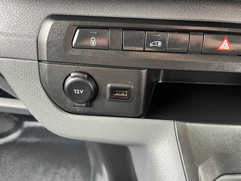 2022 72 VAUXHALL VIVARO 1.5 TURBO D 2900 DYNAMIC PANEL VAN 6DR DIESEL MANUAL L2 