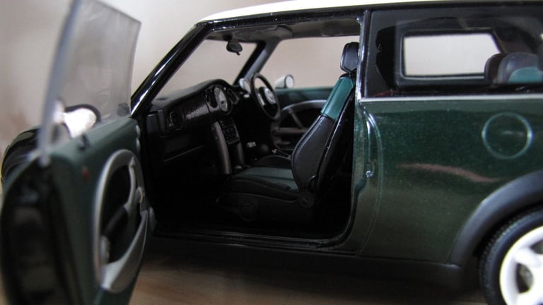 Kyosho Mini Cooper car model 1/18 scale - Diecast dark green UK numberplate