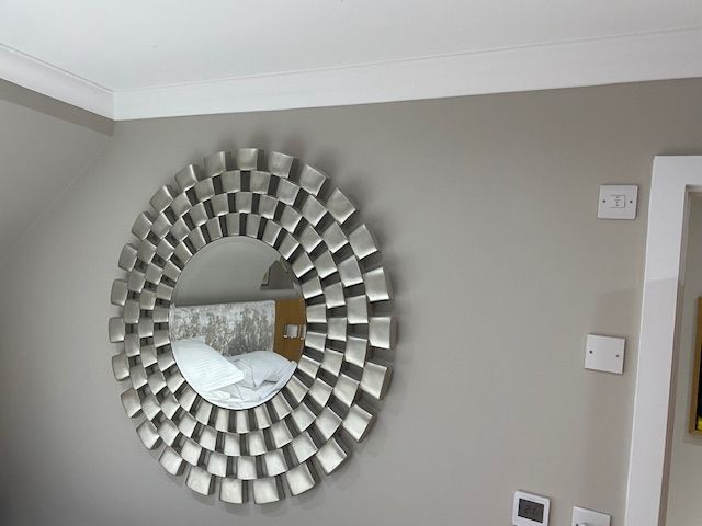image for Absolutely stunning mirror!