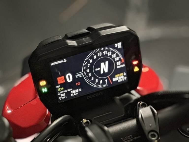 Ducati Streetfighter V4 2020