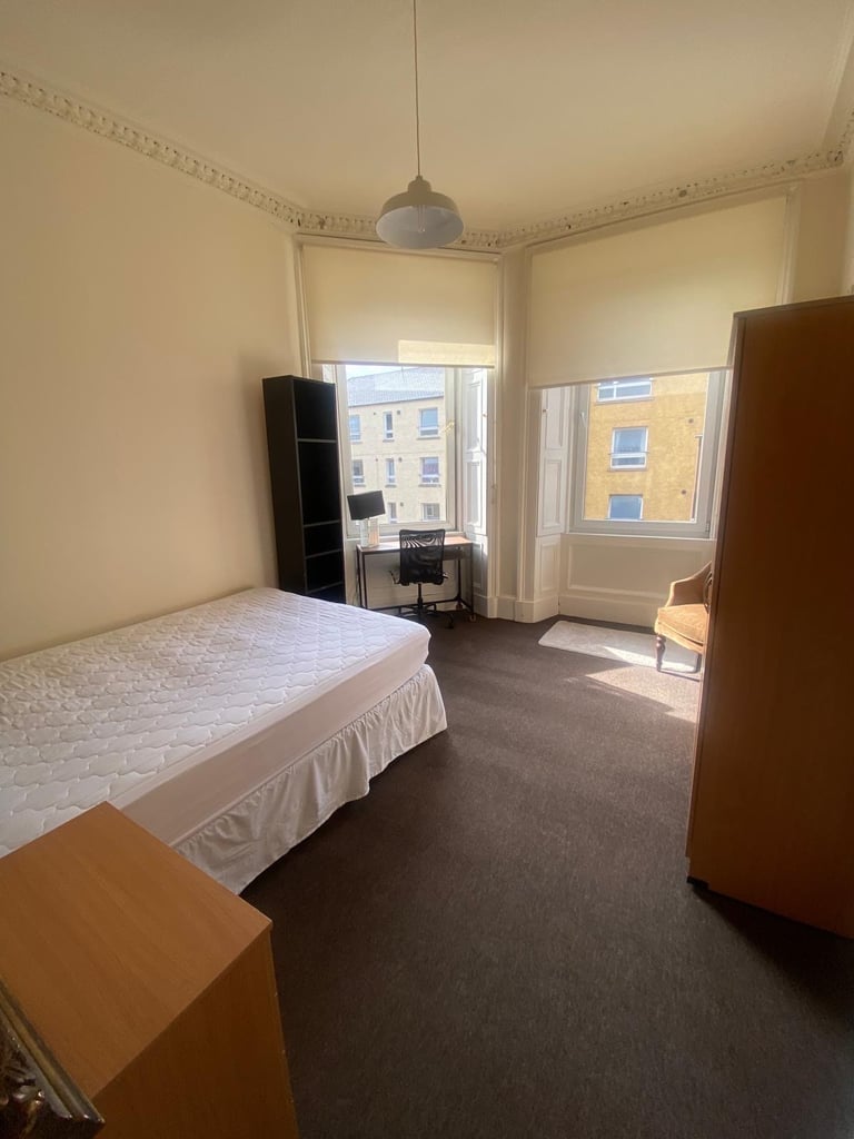 image for Two Bedroom flat in Glen Street Edinburgh 