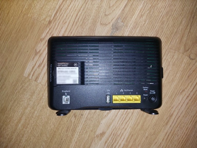 BT Smart Business Hub type A and LTE USB stick/dock and accessories