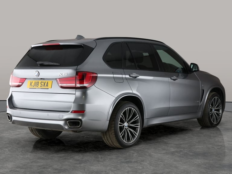 2022 BMW X5 3.0 40d M Sport SUV 5dr Diesel Auto xDrive Euro 6 (s/s) (313 ps) - THIRD-RO Suv Diese...