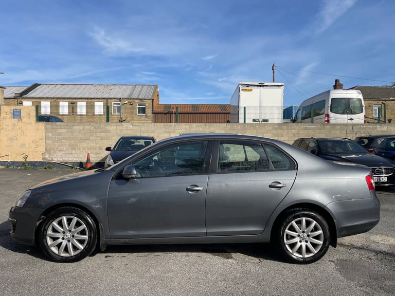 2010 Volkswagen Jetta 1.6 S TDi CR 4dr SALOON Diesel Manual