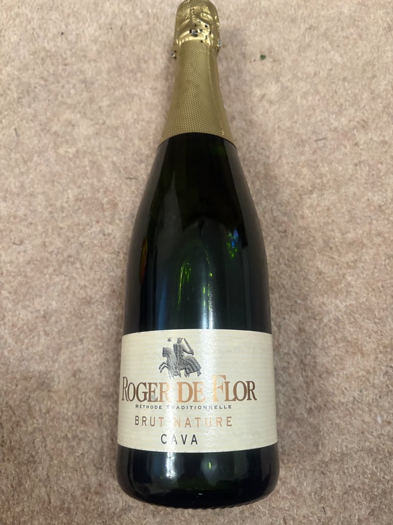 Bundle cost £44 sell £30 if picked up Tom 