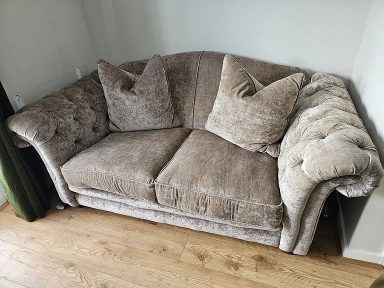 image for Country Living Sofa in Mink