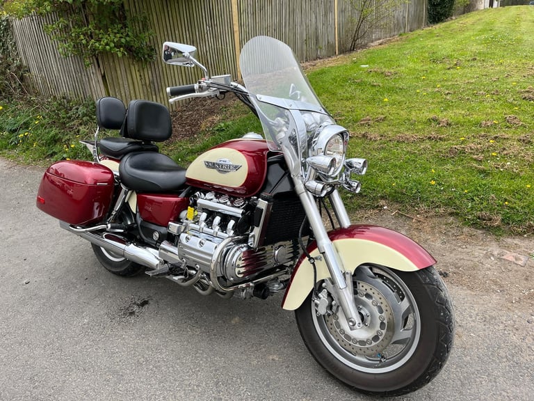 HONDA F6C VALKYRIE, 1997(R), 15,000 MILES, STUNNING EXCEPTIONAL MACHINE, £6795