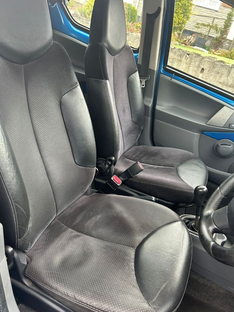 Toyota, AYGO, Hatchback, 2010, Manual, 998 (cc), 5 doors