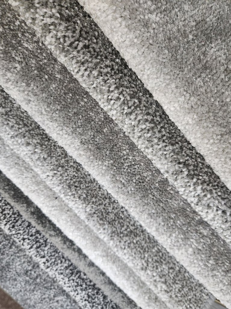 CARPET, LAMINATE, VINYL & ALL TYPES OF FLOORING