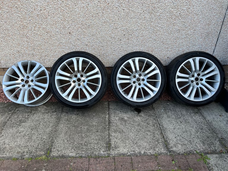 Land Rover Range Rover Sport L320 20” Alloy Wheels & 4 Tyres 