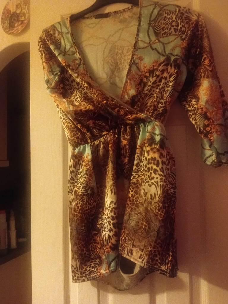 ladies dresses/playsuits