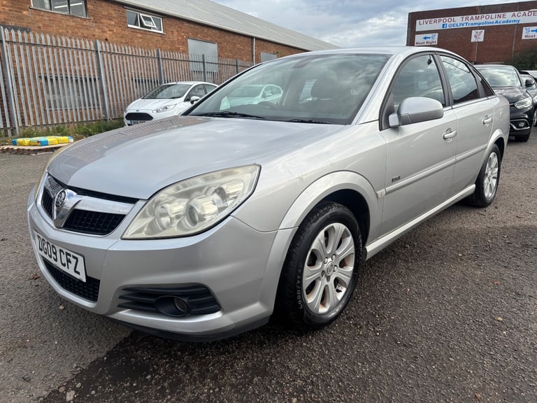09 VAUXHALL VECTRA 1.8 DESIGN, 2 OWNERS, FULL SERVICE HISTORY, MOT JUNE, VGC, £995