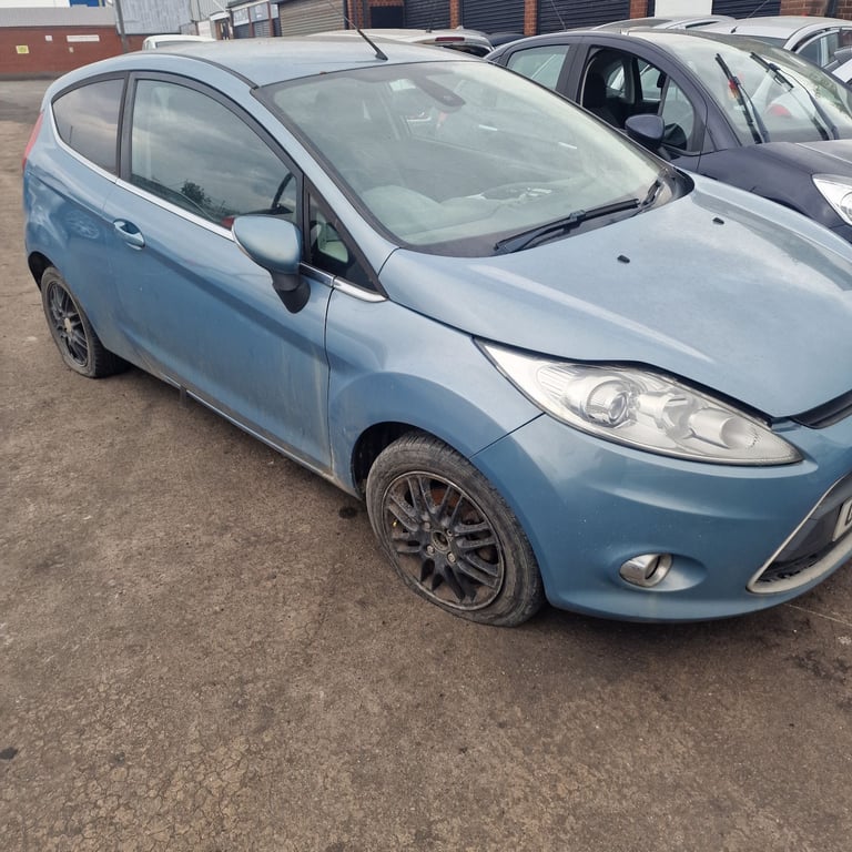 Breaking spare parts Ford fiesta mk7 titanium 