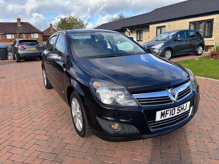 Vauxhall, ASTRA, Hatchback, 2010, Manual, 1598 (cc), 5 doors