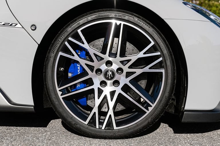 2023 Maserati MC20 V6 2dr Auto COUPE PETROL Automatic