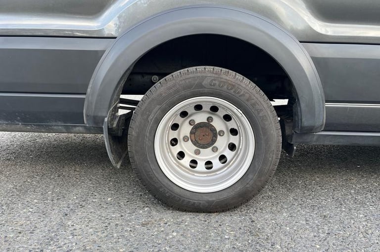 2023 Ford Transit 460 Leader AUTO L4 H3 ELWB High Roof 17 Seat Minibus RWD 2.0 EcoBlue 165ps, Min...