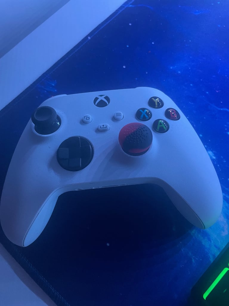 image for Xbox series X controller 