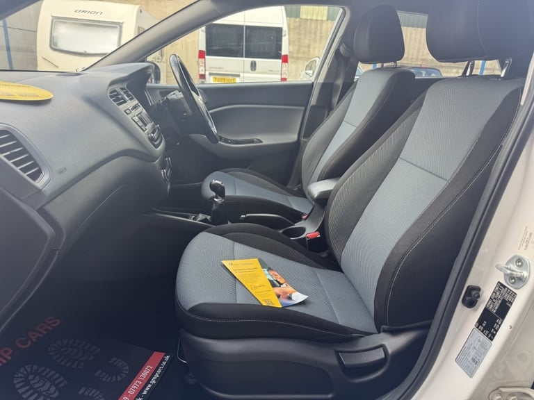 2016 Hyundai i20 1.2 GDI PREMIUM 5DR Manual Hatchback Petrol Manual