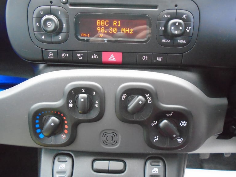 2014 Fiat Panda 1.2 Pop 5dr HATCHBACK Petrol Manual