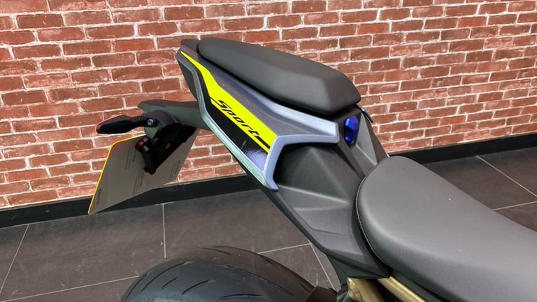 2025 BMW S1000 BMW S1000R SPORT ROADSTER Petrol Manual