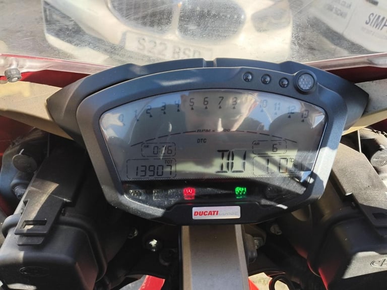2011 61 DUCATI 1198 SPORT NEW MOT CLEAN HPI CLEAR CLASSIC SUPERBIKE
