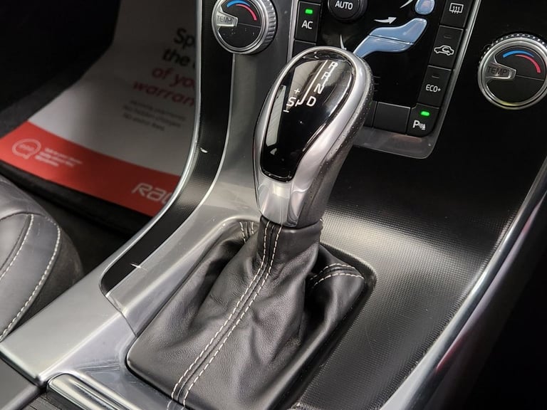 2017 Volvo S60 2.0 D3 R-Design Lux Nav Saloon 4dr Diesel Auto Euro 6 (s/s) (150 ps) Saloon Diesel...