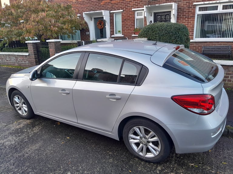 Chevrolet, CRUZE, Hatchback, 2013, Manual, 1598 (cc), 5 doors