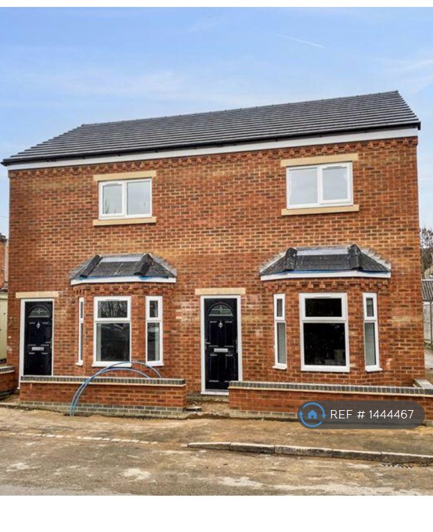 2 bedroom flat in Jubilee Street, Rugby, CV21 (2 bed) (#1444467)