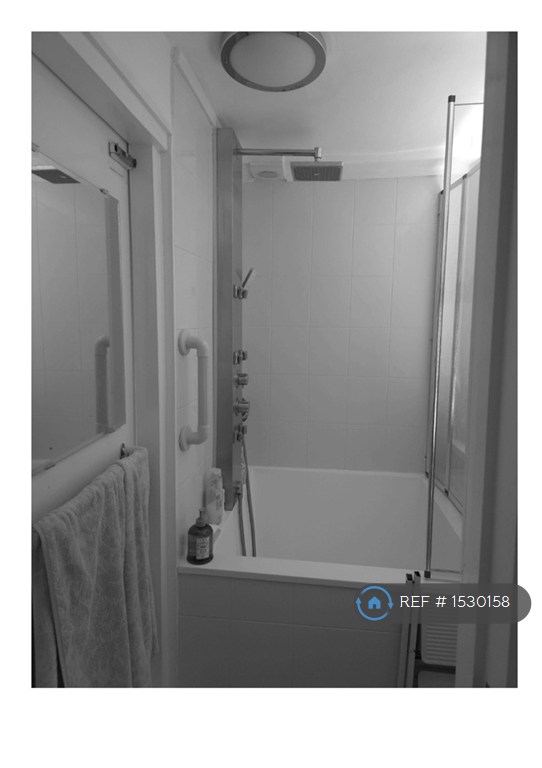 1 bedroom flat in Finborough Road, London, SW10 (1 bed) (#1530158)