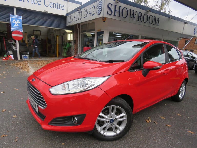 2016 Ford Fiesta 1.0T EcoBoost Zetec Euro 6 (s/s) 5dr HATCHBACK Petrol Manual