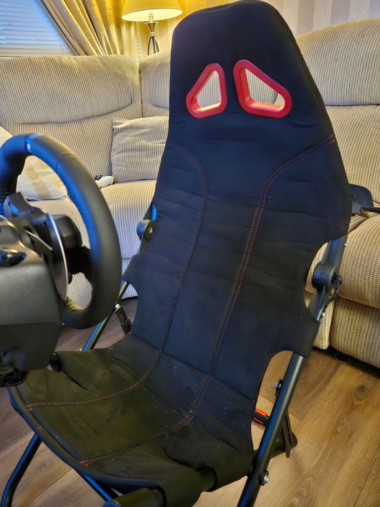 Logitech G29 steering wheel and seat ps4/5