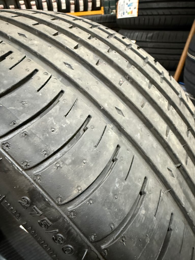 Accelera PH2 tyres 275 30 21 98Y 