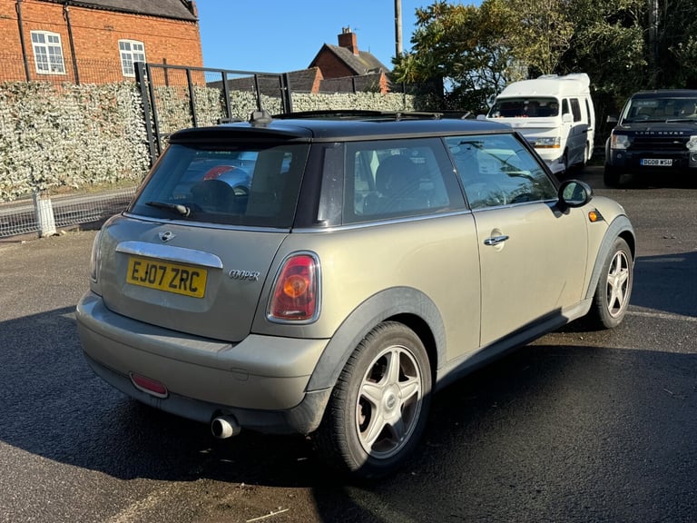 2007 MINI COOPER 1.6 PETROL AUTOMATIC, WOW 54k MILES, PAN SUNROOF, HEATED SEATS