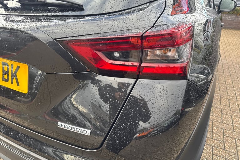 2022 Nissan Juke 1.6 Hybrid N-Connecta 5dr Auto Hatchback Hybrid Automatic