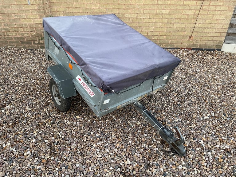 SMALL CAMPING - TIP RUN TRAILER ALUMINIUM 