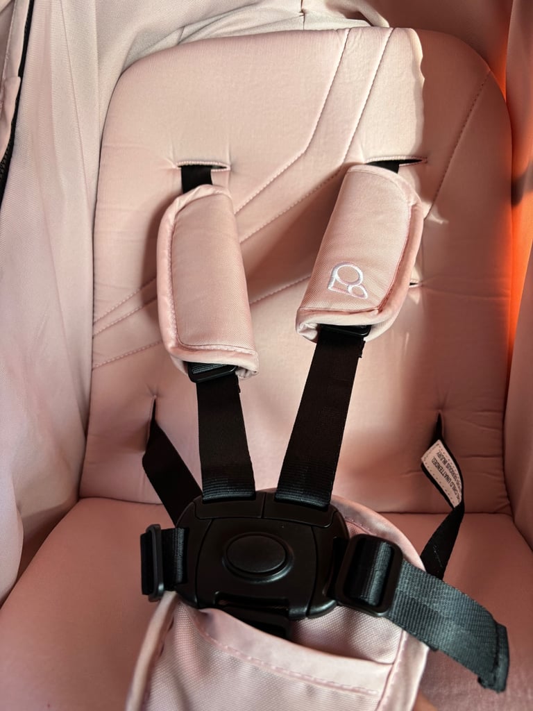 Baby pink pram/travel system/pushchair