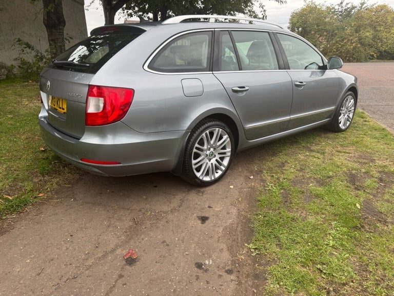2013 Skoda Superb 1.8 TSI Elegance Estate 5dr Petrol Manual 4WD Euro 5 (160 ps) Estate Petrol Manual