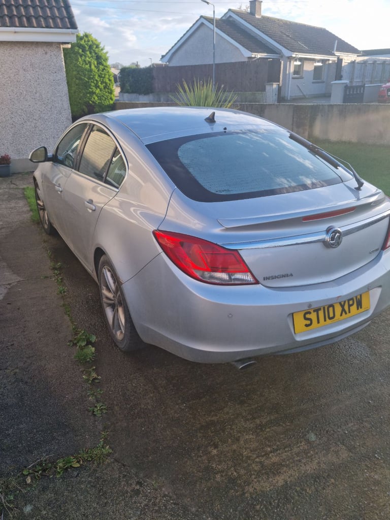 Vauxhall, INSIGNIA, Hatchback, 2010, Manual, 1956 (cc), 5 doors
