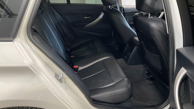 2019 BMW 3 Series 3.0 330d M Sport Touring Auto Euro 6 (s/s) 5dr ESTATE Diesel Automatic
