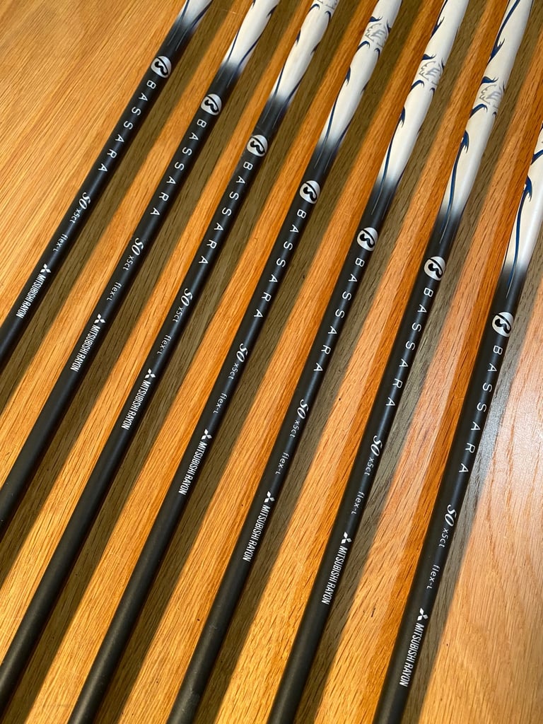 * SOLD * LADIES CALLAWAY XR OS (oversize) IRONS.  R/H  * Full 7 piece matching set *