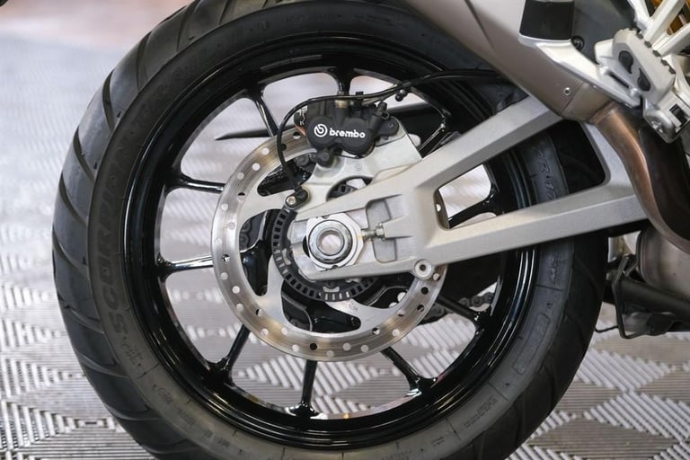 Ducati Multistrada V4 S Sport Includes Panniers