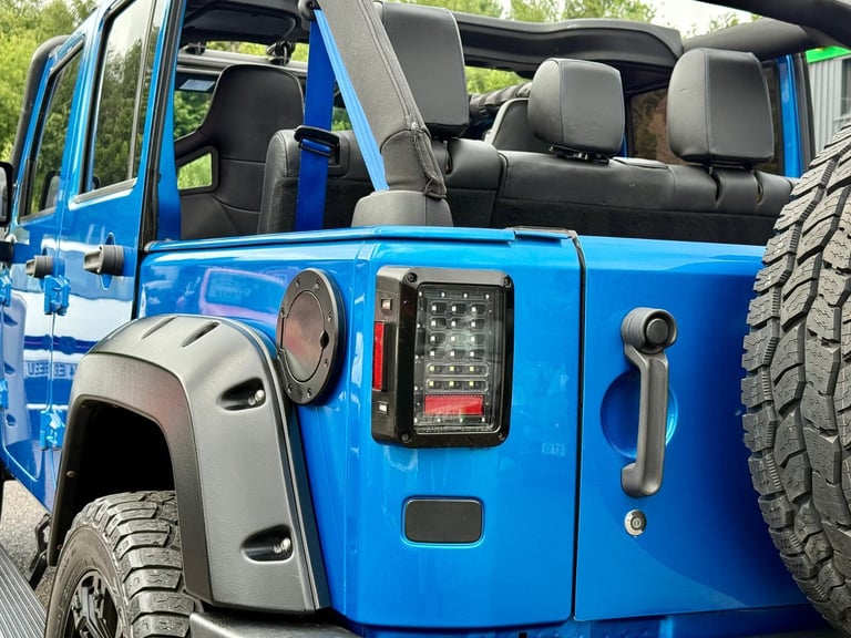 2015 Jeep Wrangler Sahara Auto 2.8 CRD **Deranged Conversion - Low Miles**