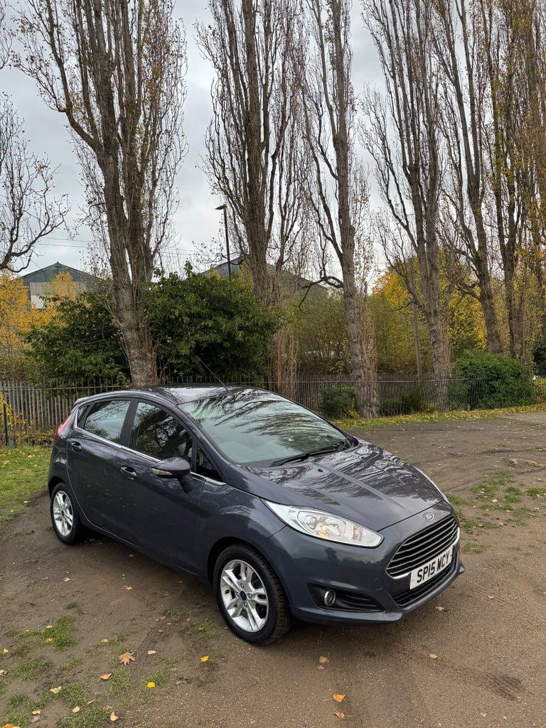 Ford, FIESTA, Hatchback, 2015, Manual, 1241 (cc), 5 doors