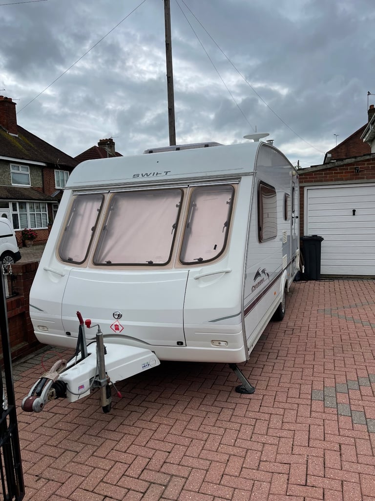 Swift Charisma 560 - 2003 and Extra’s 