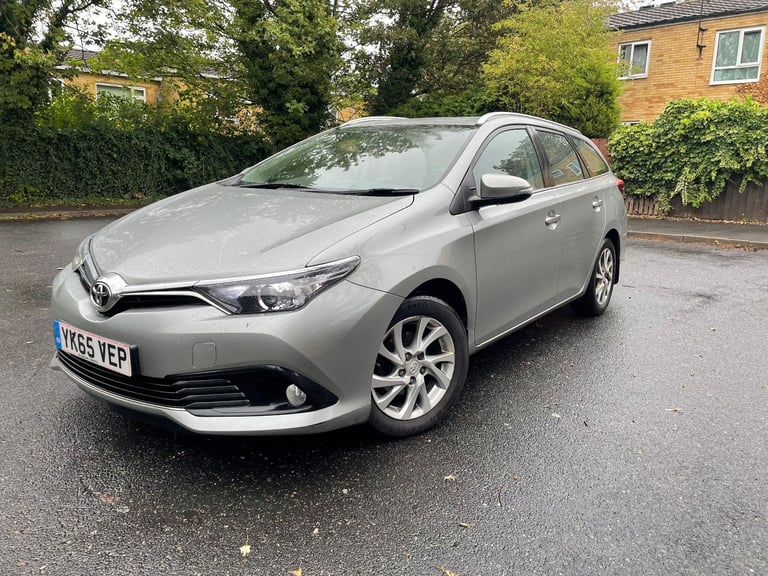 Toyota, AURIS, Estate, 2015, Manual, 1197 (cc), 5 doors