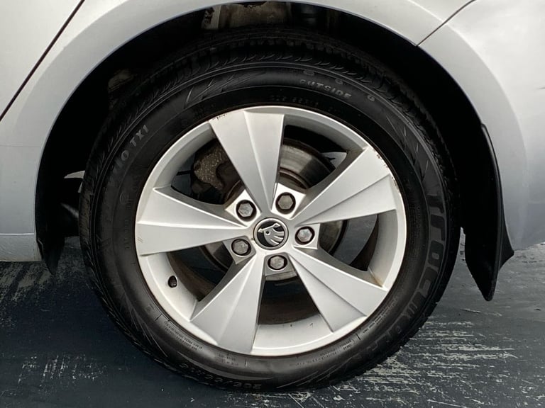 2019 Skoda Octavia 1.6 TDI SE Technology 5dr Estate DIESEL Manual